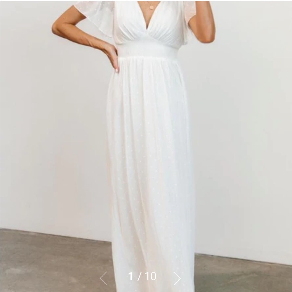 Never worn! The dress was a little big on me. Buy it if your in between L and XL